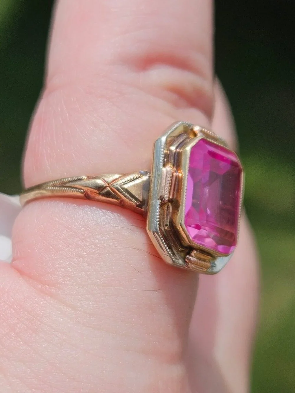 Vintage 10K Yellow Gold Pink Ice Topaz Emerald Cut Cocktail Ring Size 5.75